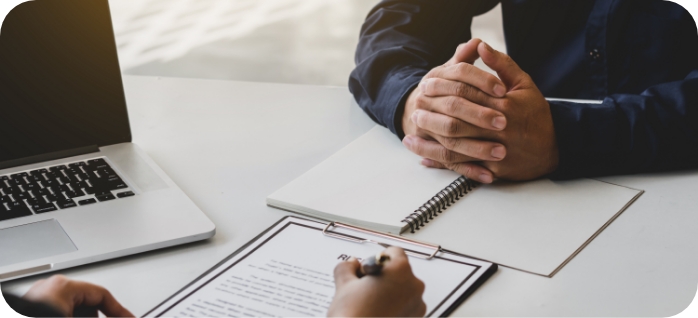 Image signature contrat accès logement social Novia Immobilier